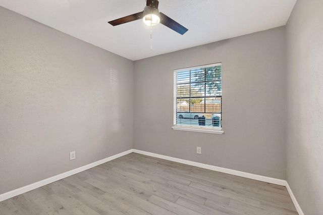 6407 Redwood Lane, Rowlett, TX 75089