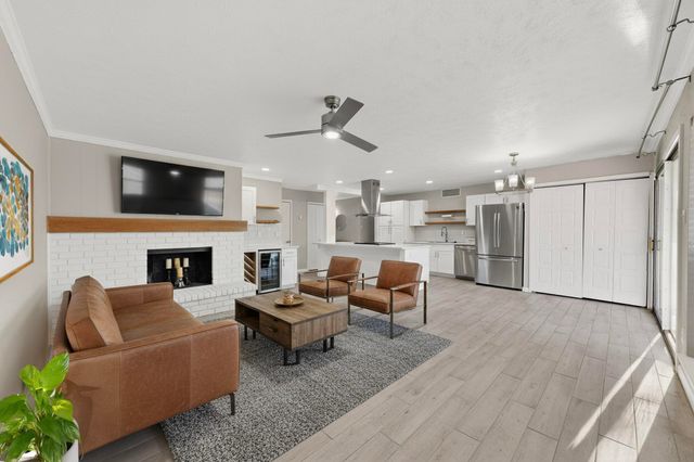 6407 Redwood Lane, Rowlett, TX 75089