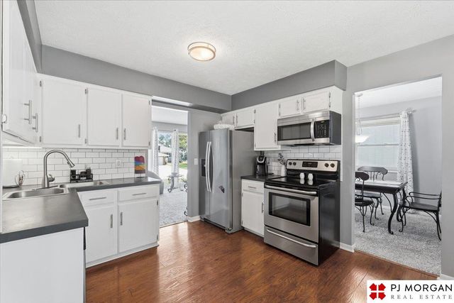 5524 S 151st Street, Omaha, NE 68137