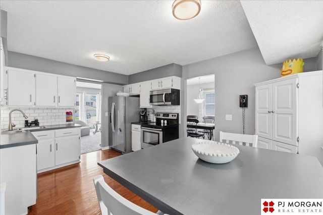 5524 S 151st Street, Omaha, NE 68137