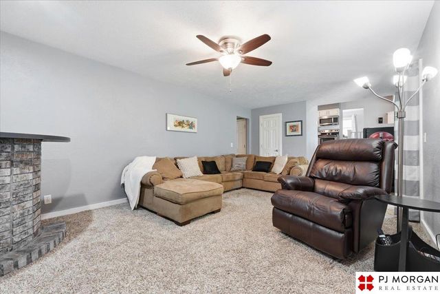 5524 S 151st Street, Omaha, NE 68137