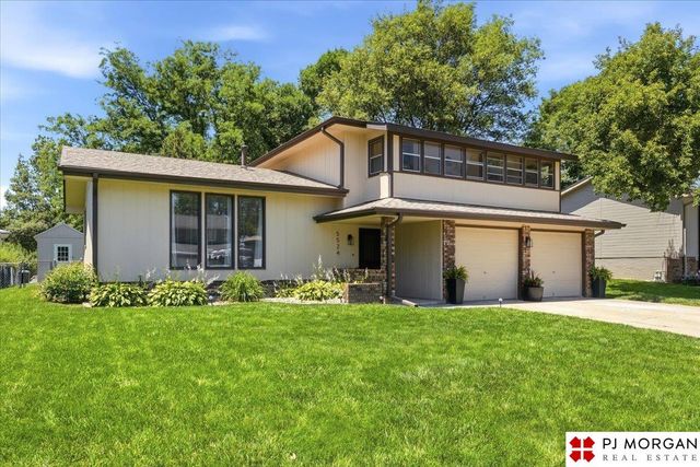5524 S 151st Street, Omaha, NE 68137
