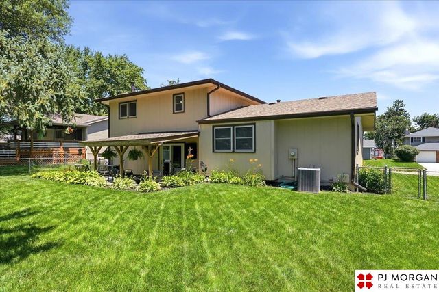 5524 S 151st Street, Omaha, NE 68137