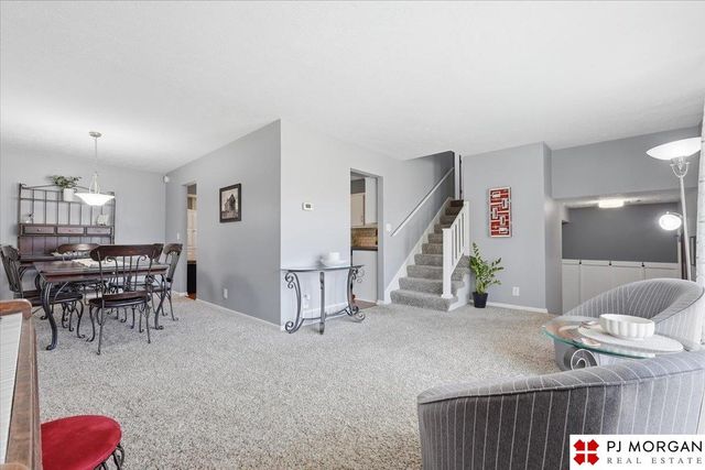 5524 S 151st Street, Omaha, NE 68137