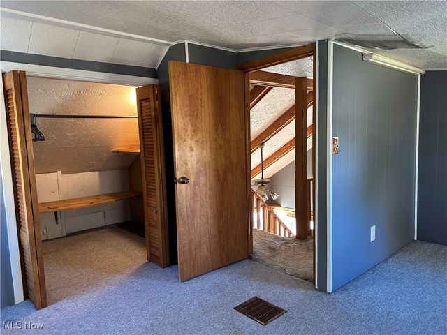 2829 Maplecrest Avenue, Parma, OH 44134