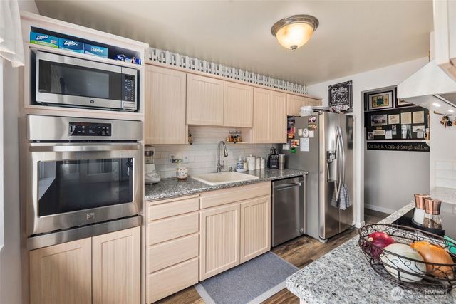 7030 123rd Avenue SE, Newcastle, WA 98056