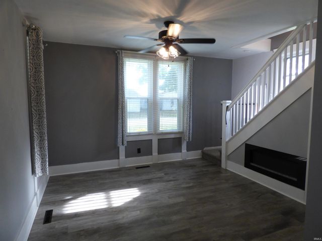 304 W Jefferson Street, Colfax, IN 46035