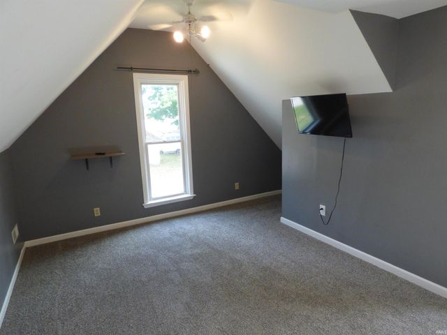 304 W Jefferson Street, Colfax, IN 46035