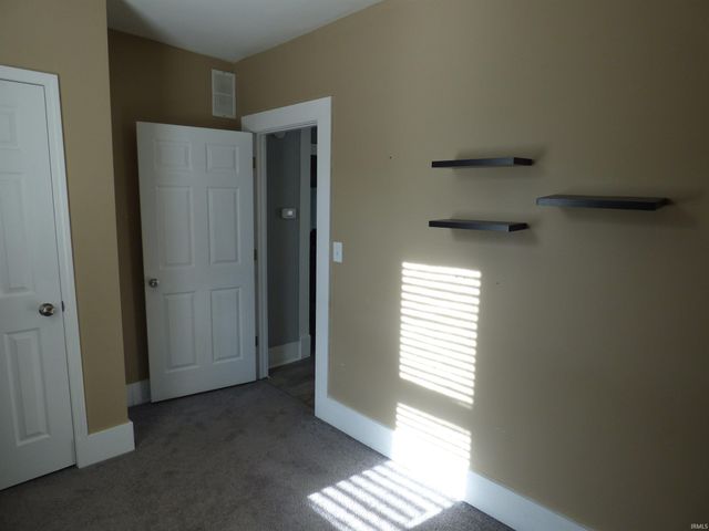 304 W Jefferson Street, Colfax, IN 46035