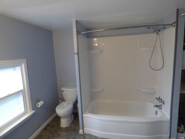 304 W Jefferson Street, Colfax, IN 46035