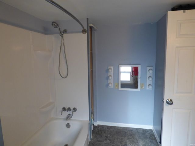 304 W Jefferson Street, Colfax, IN 46035