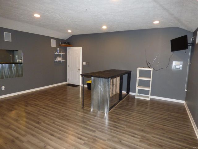 304 W Jefferson Street, Colfax, IN 46035