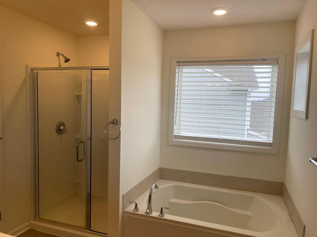 18121 Goldfinch Way, Lakeville, MN 55044