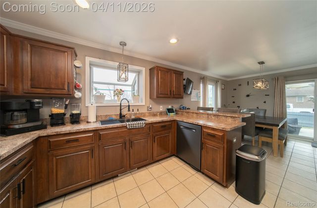 48894 Pattyn Drive, Chesterfield Township, MI 48051