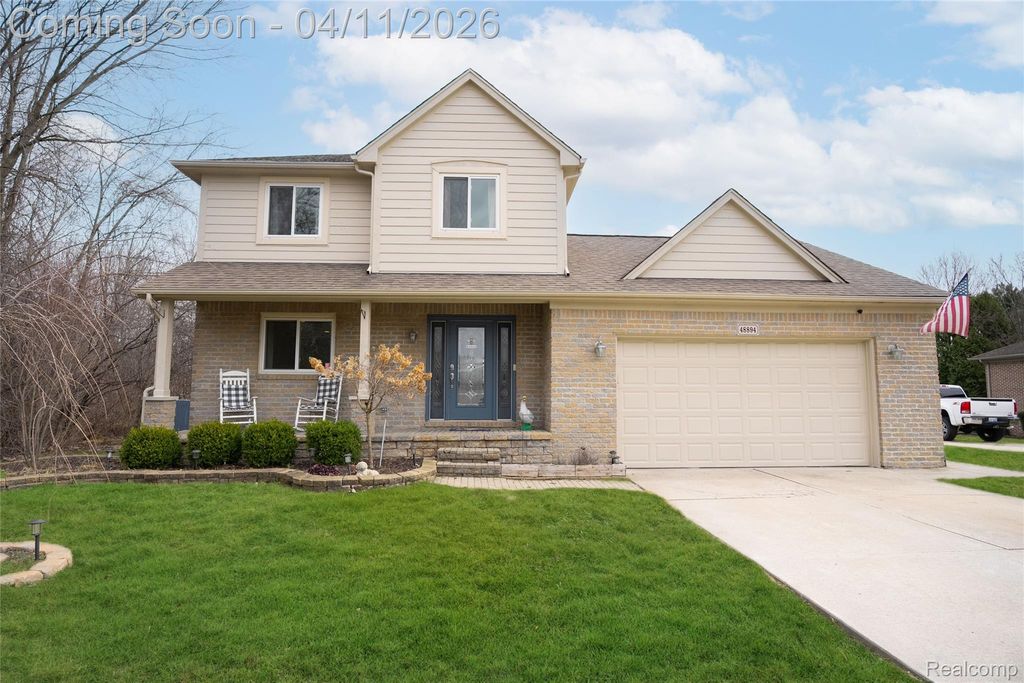 48894 Pattyn Drive, Chesterfield Township, MI 48051