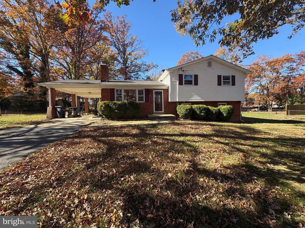 15401 CEDAR DR, Accokeek, MD 20607
