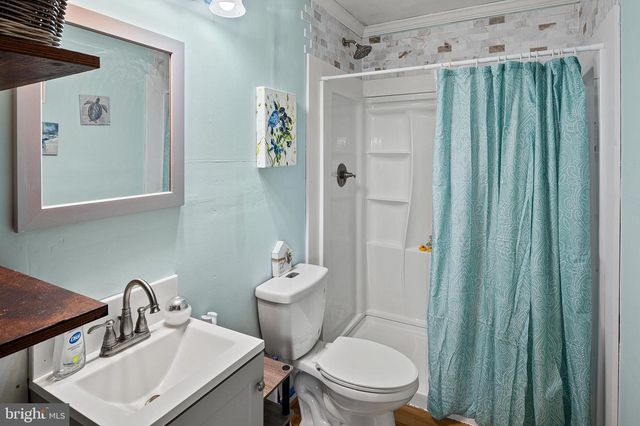 1213 OAK AVE, Shady Side, MD 20764