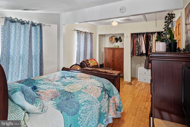 1213 OAK AVE, Shady Side, MD 20764