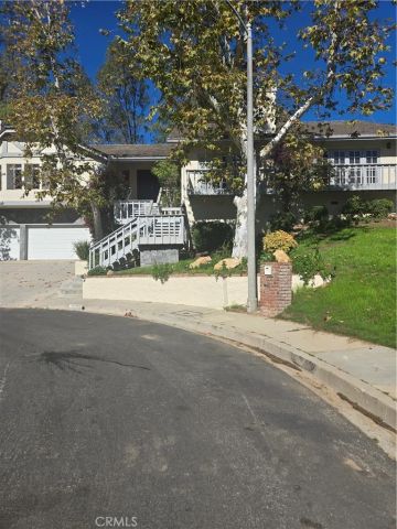 22755 Dale Court, Chatsworth, CA 91311