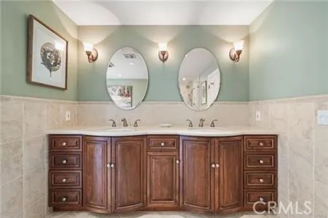 22755 Dale Court, Chatsworth, CA 91311