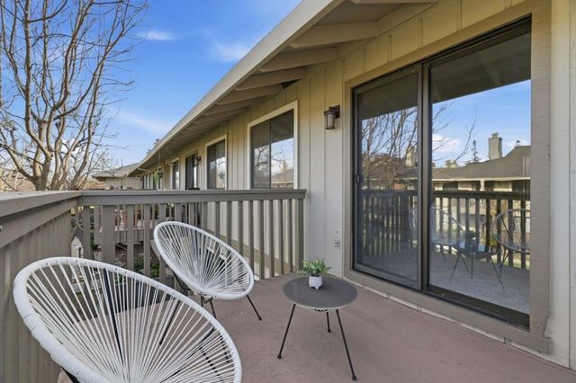 18953 Sara Park Circle, Saratoga, CA 95070