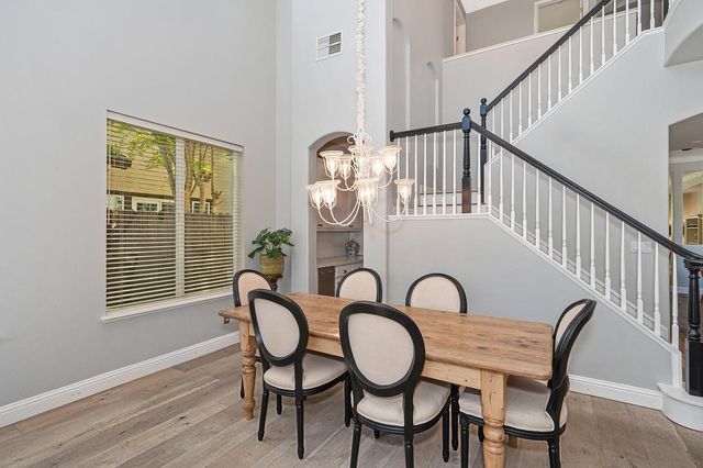 1013 Sandwick Way, Folsom, CA 95630