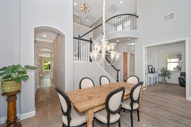 1013 Sandwick Way, Folsom, CA 95630