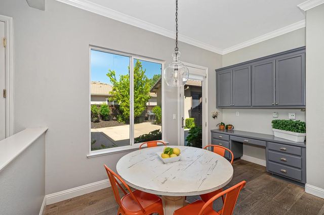 1013 Sandwick Way, Folsom, CA 95630