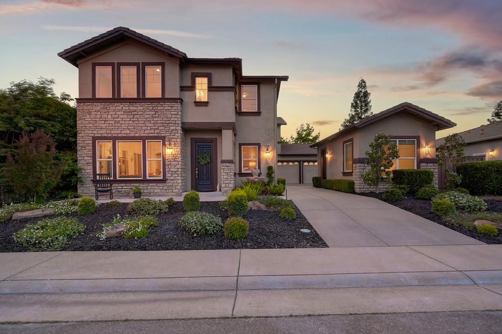 1013 Sandwick Way, Folsom, CA 95630