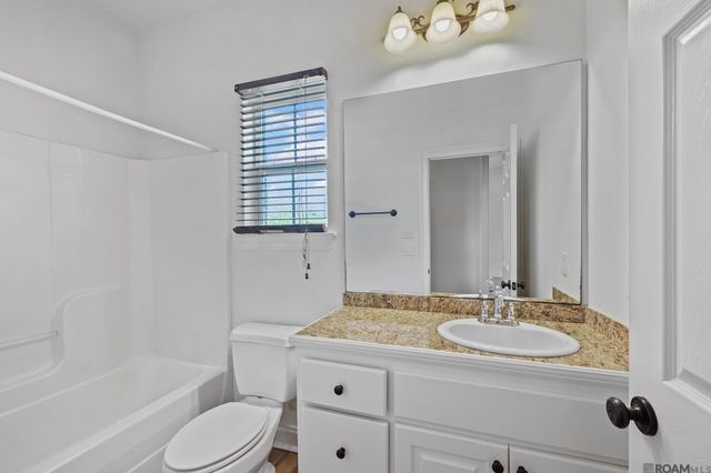 12501 Dutchtown Villa Dr, Geismar, LA 70734