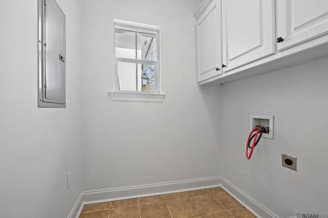 12501 Dutchtown Villa Dr, Geismar, LA 70734