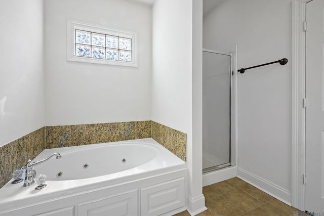 12501 Dutchtown Villa Dr, Geismar, LA 70734