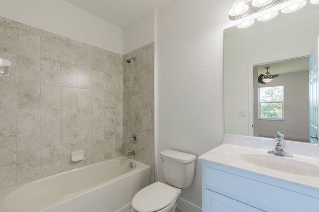 696 NE Waters Edge Lane, Port St. Lucie, Port St Lucie, FL 34983