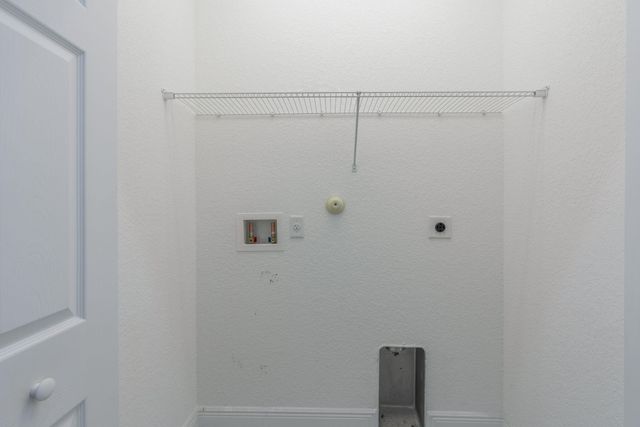 696 NE Waters Edge Lane, Port St. Lucie, Port St Lucie, FL 34983