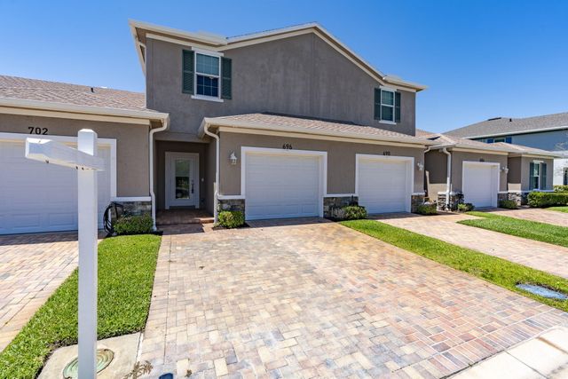 696 NE Waters Edge Lane, Port St. Lucie, Port St Lucie, FL 34983