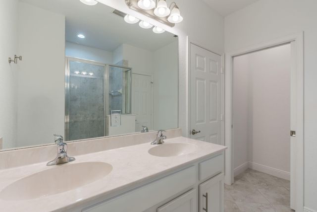 696 NE Waters Edge Lane, Port St. Lucie, Port St Lucie, FL 34983