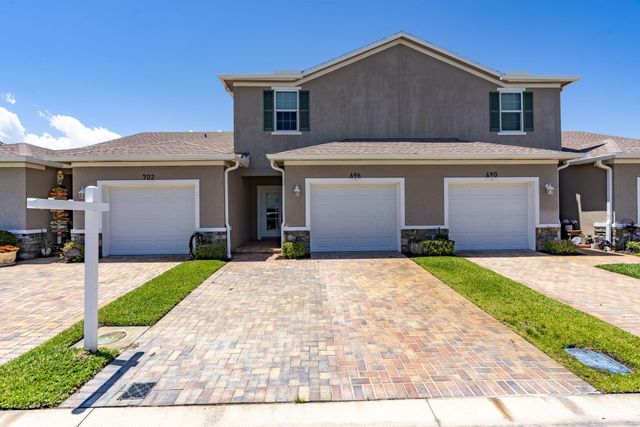 696 NE Waters Edge Lane, Port St. Lucie, Port St Lucie, FL 34983