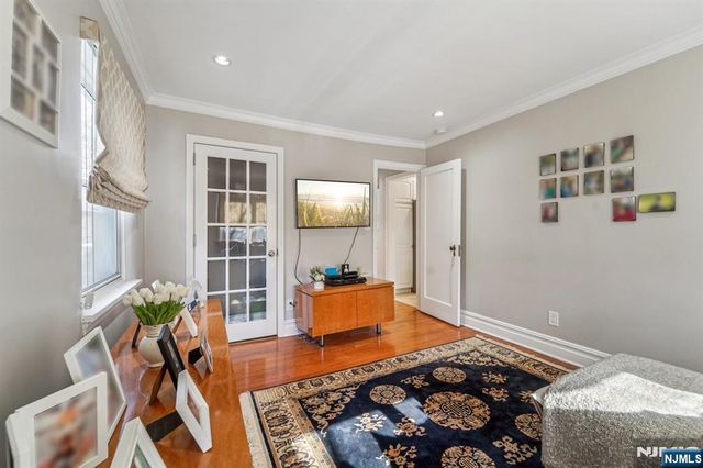 15 Dunn Place, Dumont, NJ 07628