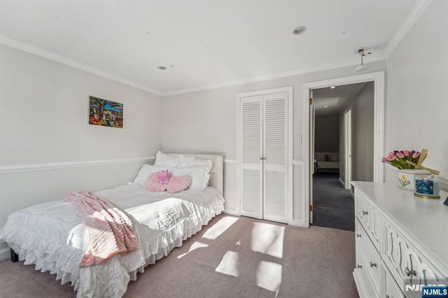 15 Dunn Place, Dumont, NJ 07628