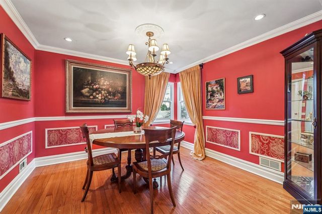 15 Dunn Place, Dumont, NJ 07628