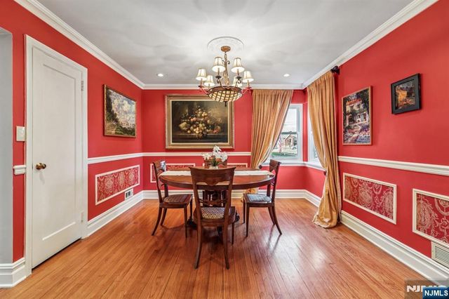 15 Dunn Place, Dumont, NJ 07628