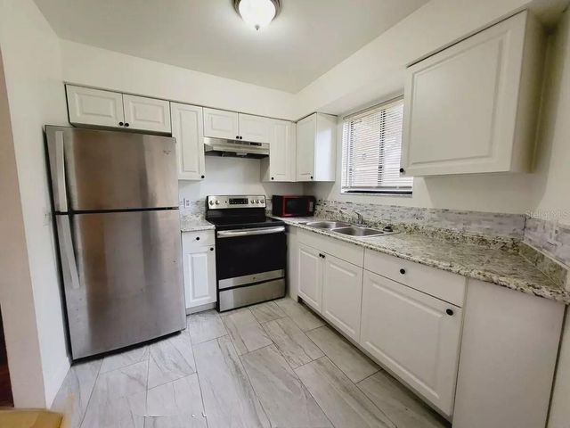 1708 FOXHALL CIRCLE, Kissimmee, FL 34741