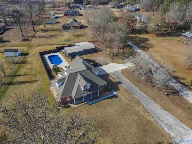 3011 County Road 327, Moulton, AL 35650