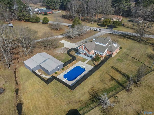 3011 County Road 327, Moulton, AL 35650