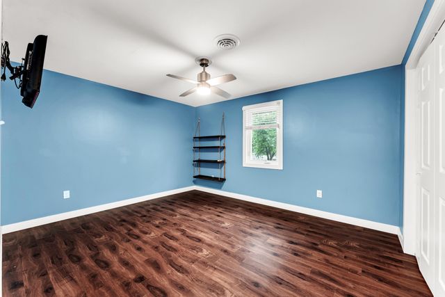 5529 S Dollison Avenue, Springfield, MO 65810