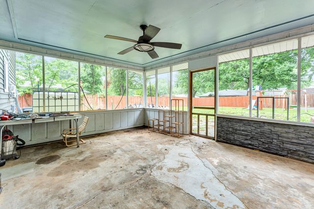 5529 S Dollison Avenue, Springfield, MO 65810