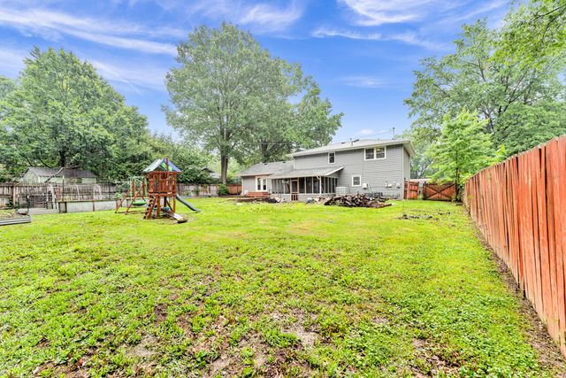 5529 S Dollison Avenue, Springfield, MO 65810