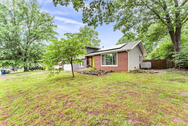 5529 S Dollison Avenue, Springfield, MO 65810