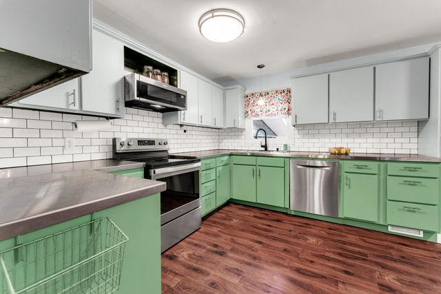 5529 S Dollison Avenue, Springfield, MO 65810