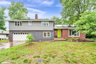 5529 S Dollison Avenue, Springfield, MO 65810